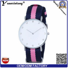 Yxl-212 montre de bracelet en nylon de quartz de mode, montre tissée élégante de montre de dame de sport de courroie tissée par dame de l&#39;OTAN